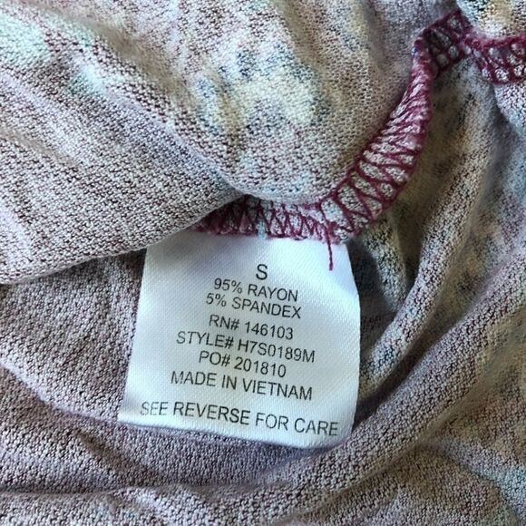 Hippie Rose size small double strap floral top - Picture 5 of 6